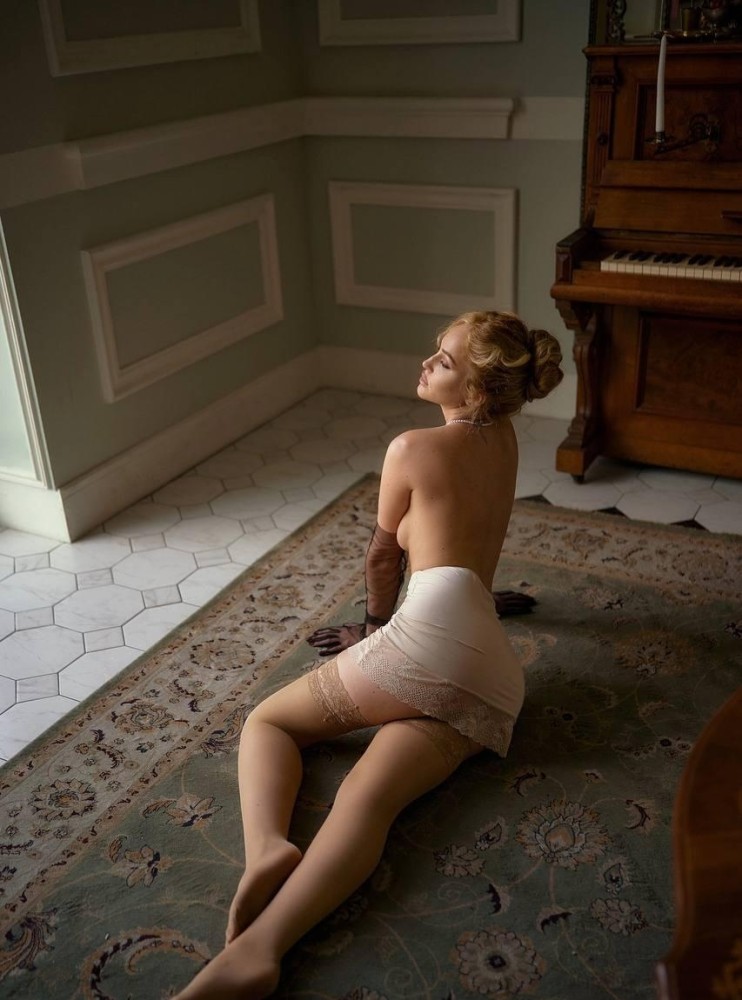 Индивидуалка Кристиночка фото № 2 в городе Судак