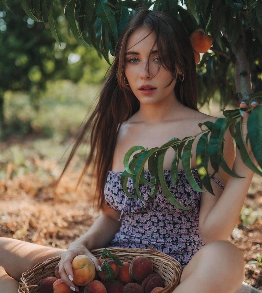 Индивидуалка Настена фото № 2 в городе Судак