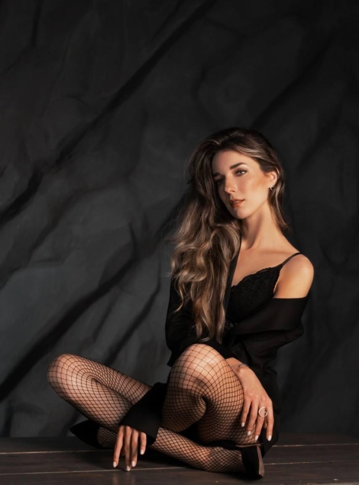 Индивидуалка Зарина фото № 2 в городе Судак