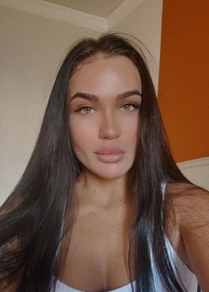 Индивидуалка Альбина фото № 2 в городе Судак