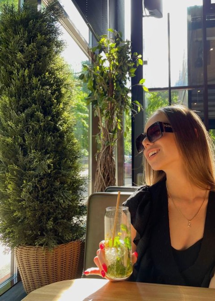 Индивидуалка Аля фото № 2 в городе Судак